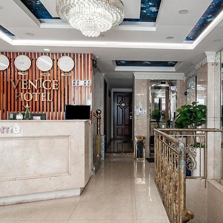 RedDoorz Venice Hotel Ho Chi Minh-byen Eksteriør bilde